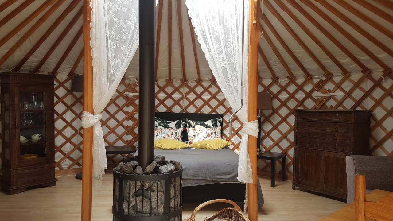 Camping Het Vossenhol 埃尔默洛 外观 照片