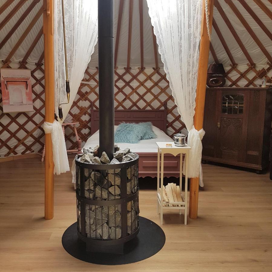 Camping Het Vossenhol 埃尔默洛 外观 照片