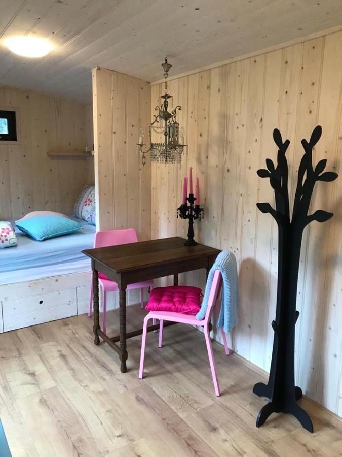 Camping Het Vossenhol 埃尔默洛 外观 照片