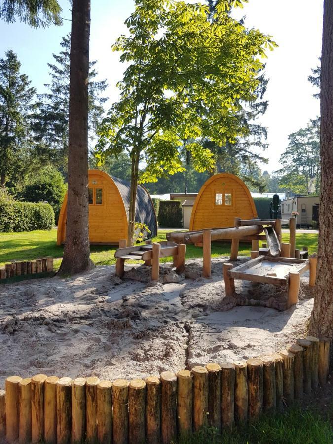 Camping Het Vossenhol 埃尔默洛 外观 照片